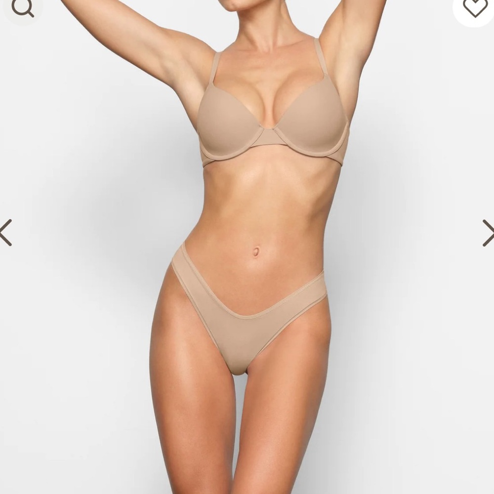 SKIMS Fits Everybody T-Shirt Demi Bra, Clay, Size 34B, NWT